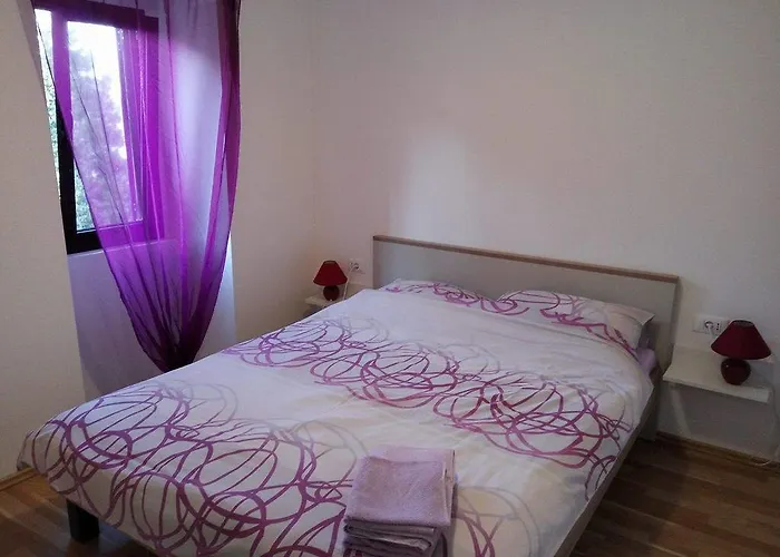 & Toni Casa de hóspedes 3*