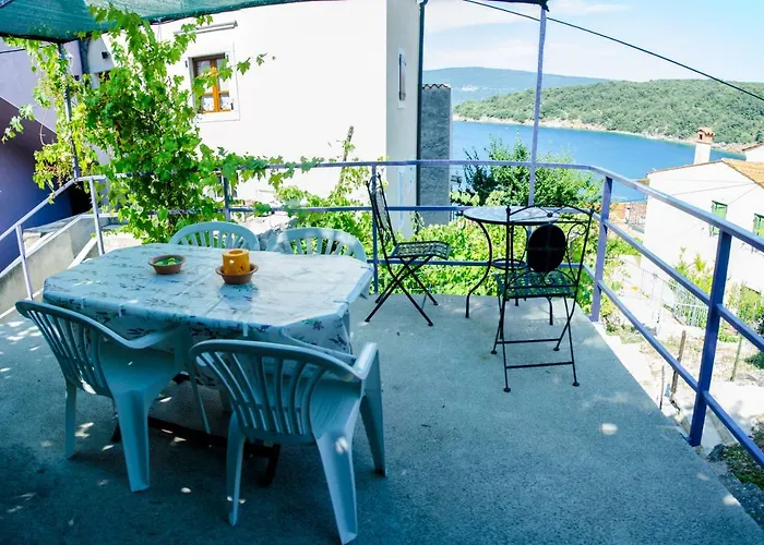 & Toni Casa de hóspedes Valun