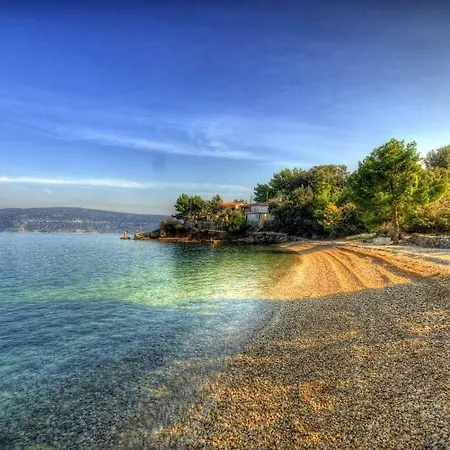 Gostinjska kuća & Toni 3*