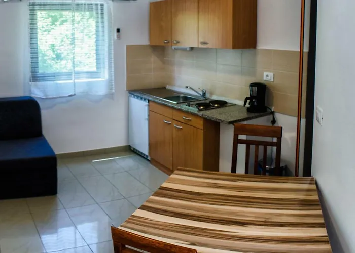 Guest house & Toni 3*