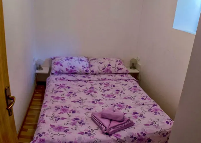 Guest house & Toni 3*